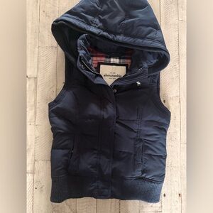 Boys Abercrombie & Fitch Vest Navy Blue Size XL